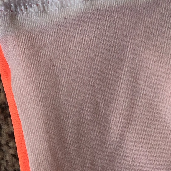 Vs pink bikini bottom - size medium - Picture 11 of 11